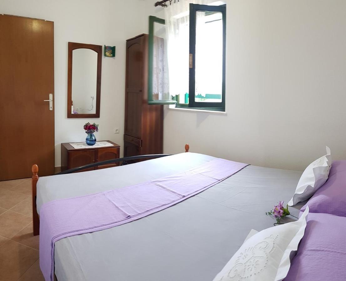 Holiday House Jakov Gdinj المظهر الخارجي الصورة