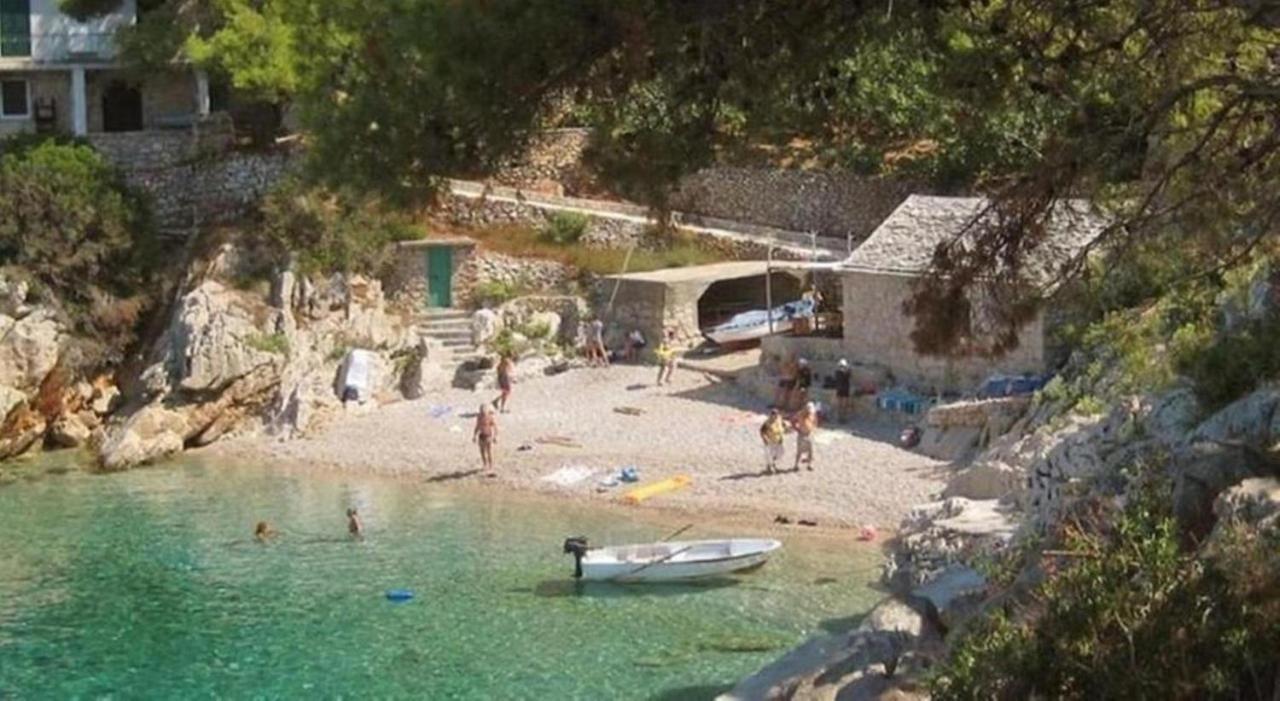 Holiday House Jakov Gdinj المظهر الخارجي الصورة